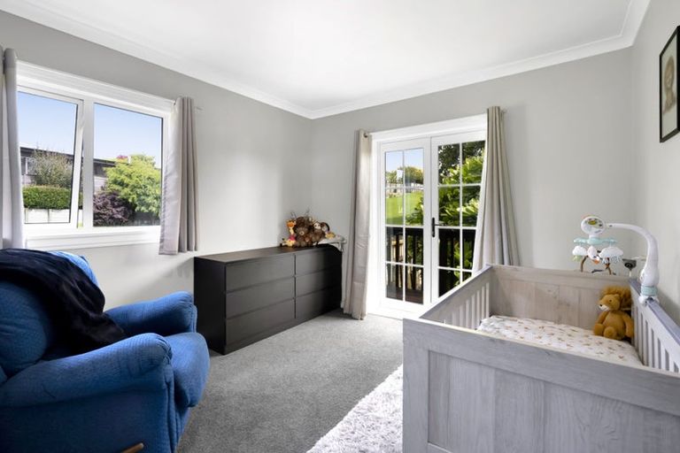 Photo of property in 112 Smart Road, Glen Avon, New Plymouth, 4312