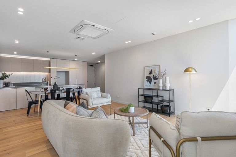 Photo of property in 302/359 Cameron Road, Tauranga, 3110