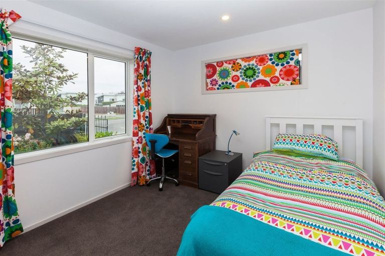 Photo of property in 139 Edgeware Road, St Albans, Christchurch, 8014