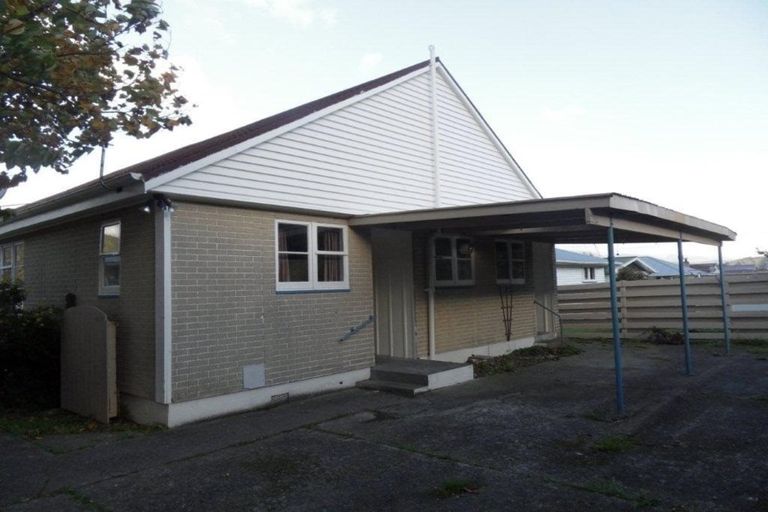 Photo of property in 43a Hamstead Street, Wainuiomata, Lower Hutt, 5014