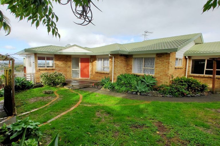 Photo of property in 79 Garton Drive, Massey, Auckland, 0614