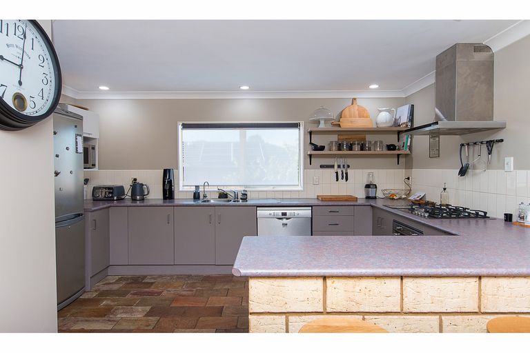 Photo of property in 31e Kaiwaka Road, Waiuku, 2123