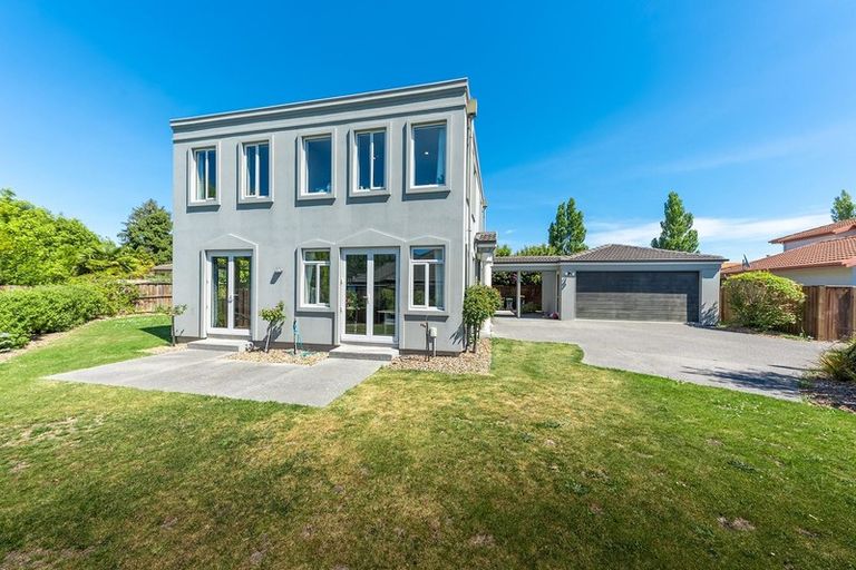 Photo of property in 12 Mica Place, Northwood, Christchurch, 8051