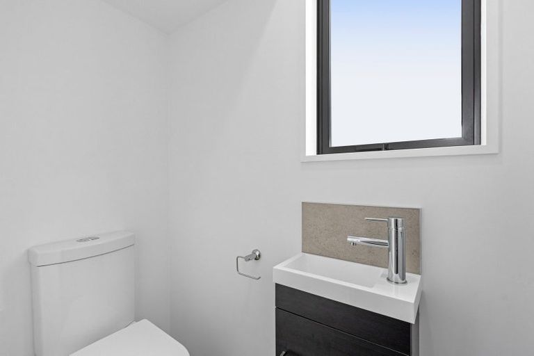 Photo of property in 2/17 Frederick Street, Waltham, Christchurch, 8011