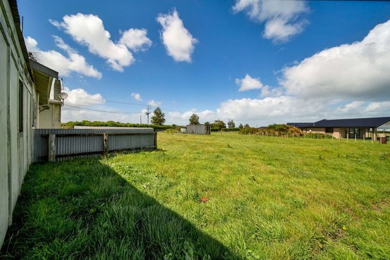 Photo of property in 357 Ketemarae Road, Hawera, 4675