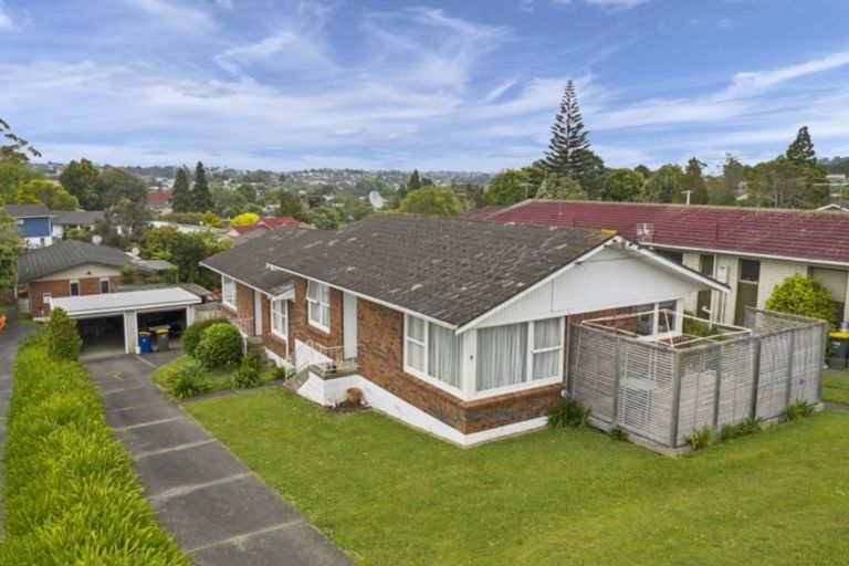 Photo of property in 1/8 Manuka Road, Glenfield, Auckland, 0629