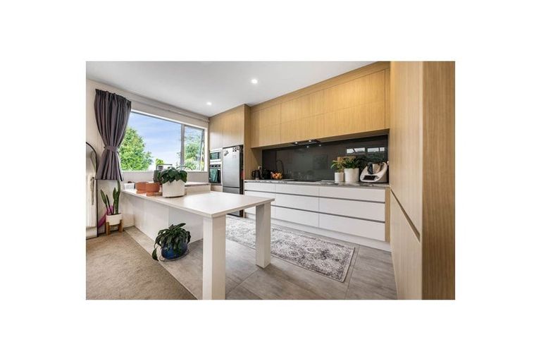 Photo of property in 628 Whangaparaoa Road, Stanmore Bay, Whangaparaoa, 0932