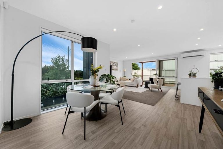 Photo of property in 23 Bonnette Road, Flat Bush, Auckland, 2019