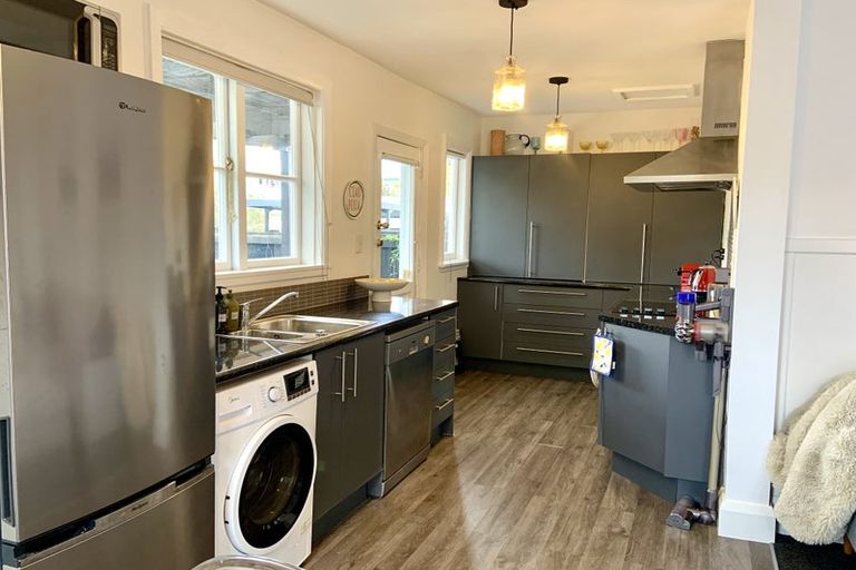 Photo of property in 144 Innes Road, St Albans, Christchurch, 8052