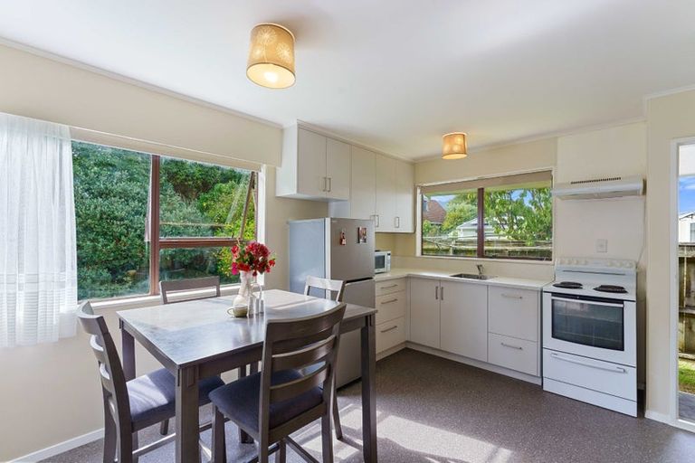 Photo of property in 2/259 Te Moana Road, Waikanae, 5036