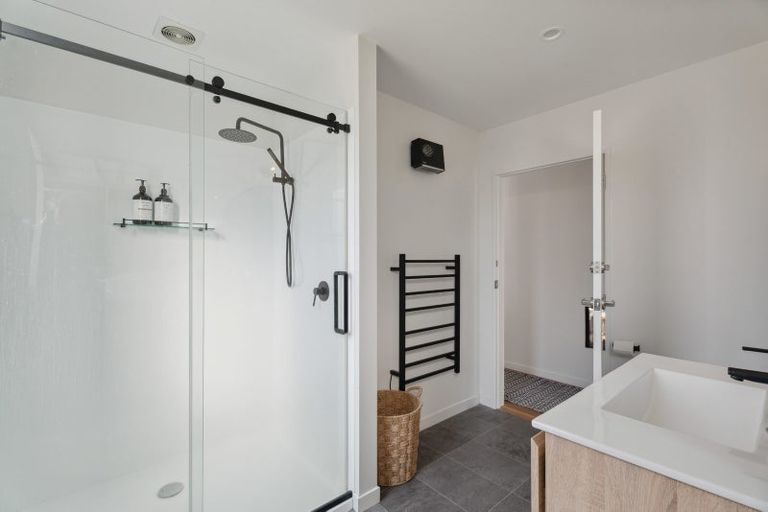 Photo of property in 164 Kent Street, Kingston, Athol, 9793
