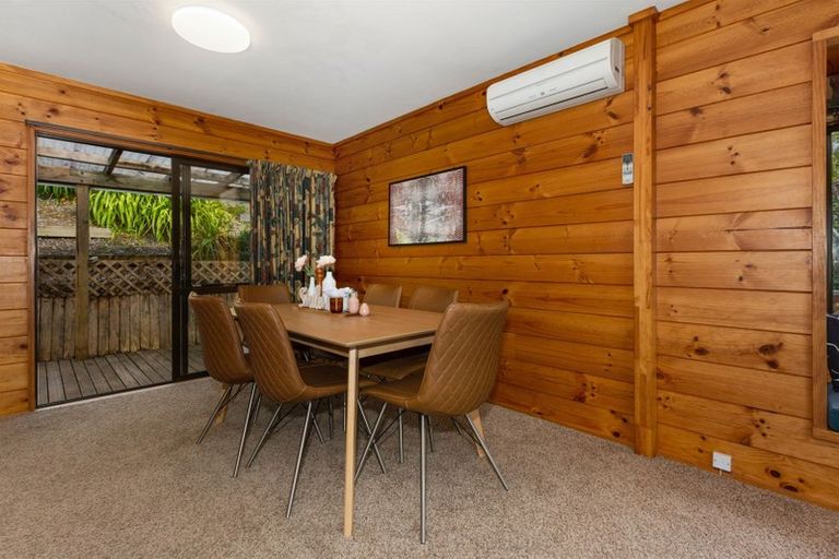 Photo of property in 8 Shackle Lane, Whitby, Porirua, 5024