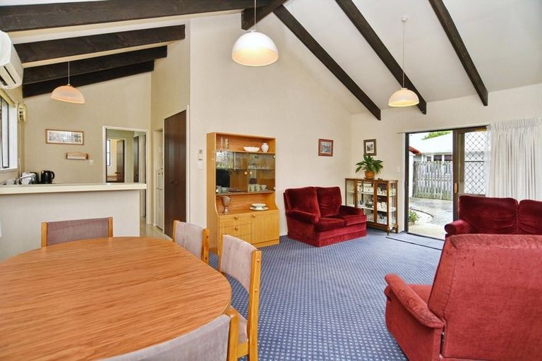 Photo of property in 17a Whitehall Street, Mairehau, Christchurch, 8013