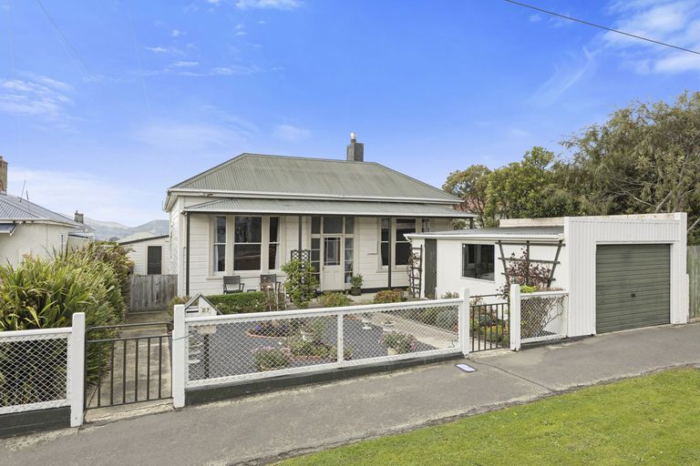 Photo of property in 27 Harrington Street, Port Chalmers, 9023