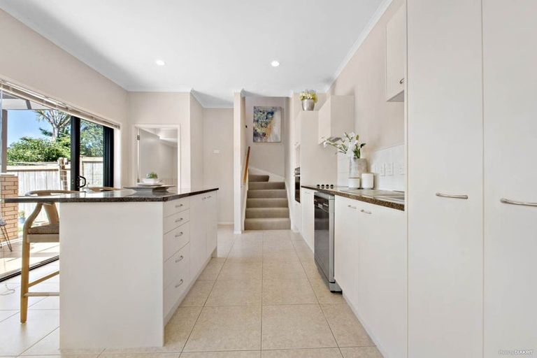 Photo of property in 82 Skip Lane, East Tamaki, Auckland, 2013