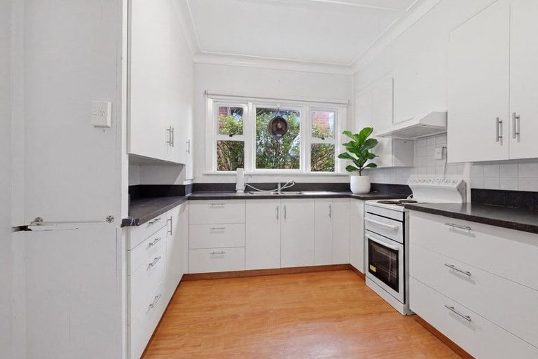 Photo of property in 51 Oakland Street, Andersons Bay, Dunedin, 9013