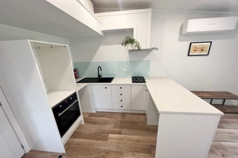 Photo of property in 54 Princes Street, Cambridge, 3434