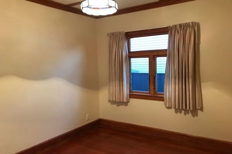 Photo of property in 31 Hardy Street, Waterloo, Lower Hutt, 5011