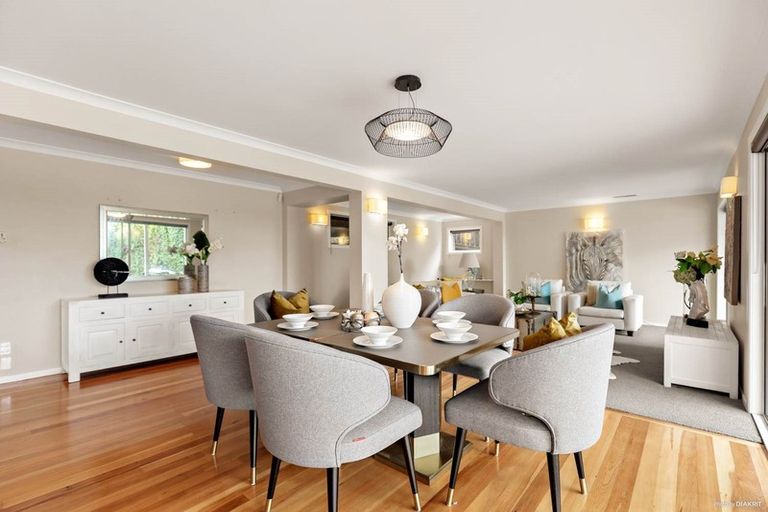 Photo of property in 8 Sandford Street, Campbells Bay, Auckland, 0630
