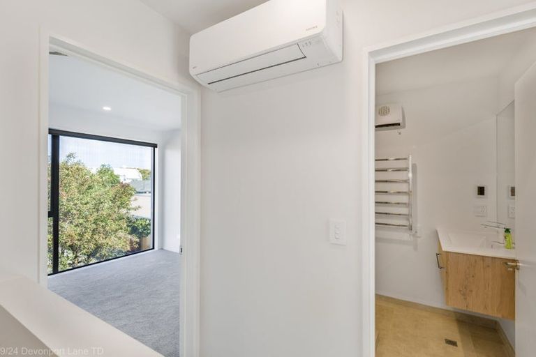 Photo of property in 9/24 Devonport Lane, St Albans, Christchurch, 8014