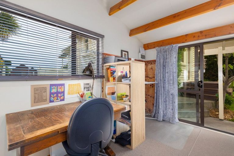 Photo of property in 6 Waipapa Avenue, Diamond Harbour, 8972