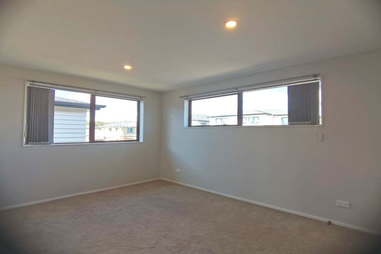 Photo of property in 48 Hughs Way, Flat Bush, Auckland, 2019