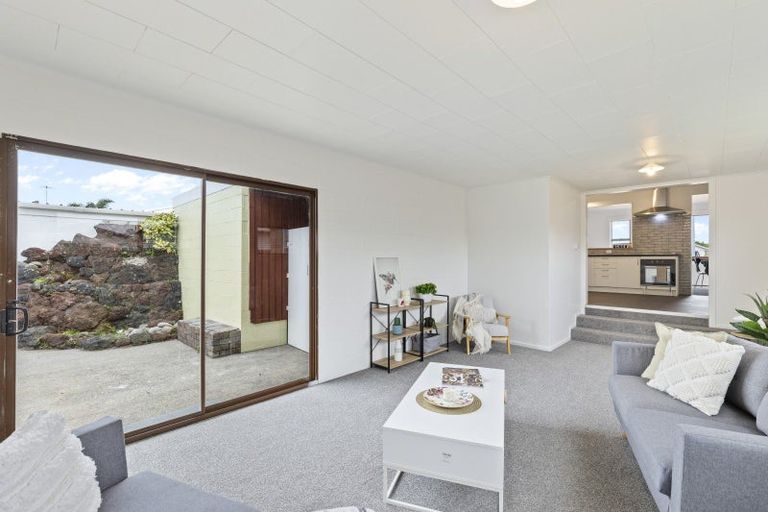 Photo of property in 6 Ranfurly Street, Waitara, 4320