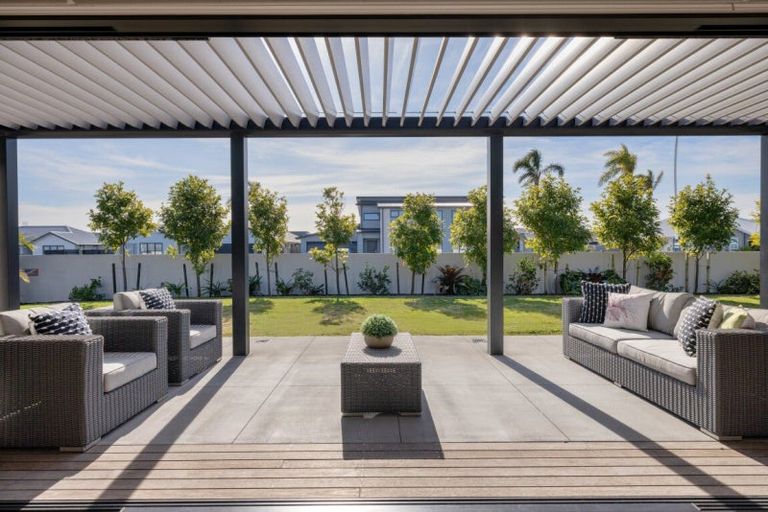 Photo of property in 52 Montiicola Drive, Papamoa Beach, Papamoa, 3118