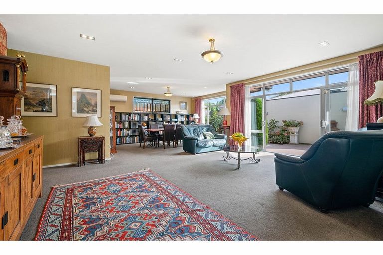 Photo of property in 2/10 Rata Street, Riccarton, Christchurch, 8041