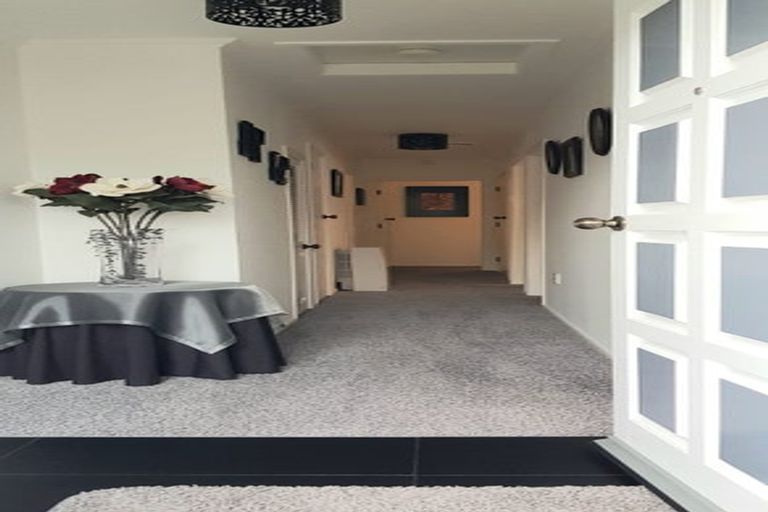 Photo of property in 10 Kukupa Grove, Heretaunga, Upper Hutt, 5018
