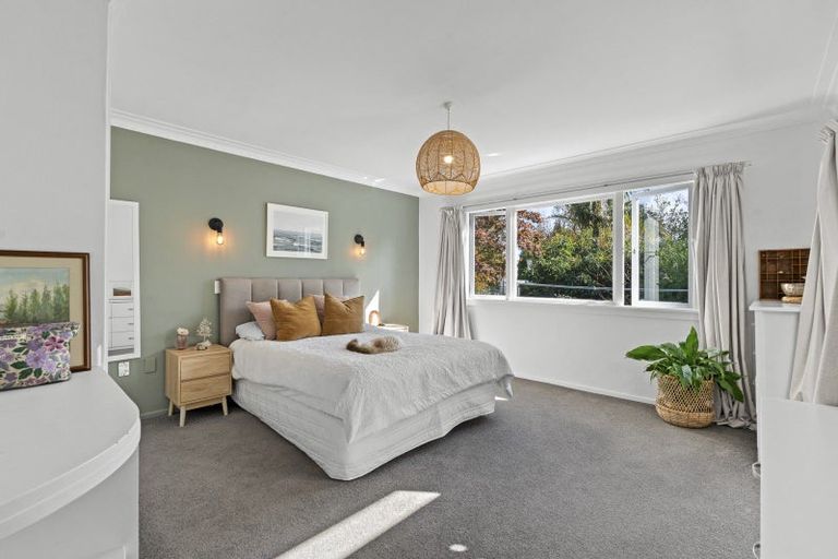 Photo of property in 222 Tukapa Street, Westown, New Plymouth, 4310