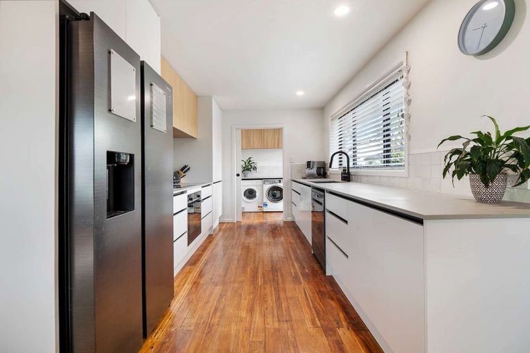 Photo of property in 53 Woodbury Street, Russley, Christchurch, 8042