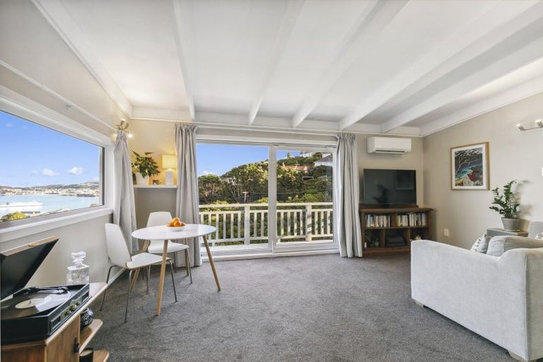Photo of property in 72u1 Homebush Road, Khandallah, Wellington, 6035