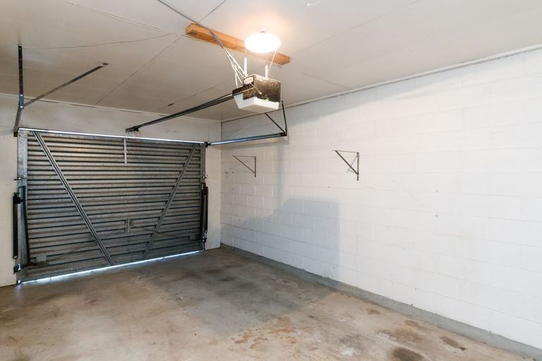 Photo of property in 87-95 Chelwood Street, Takaro, Palmerston North, 4412