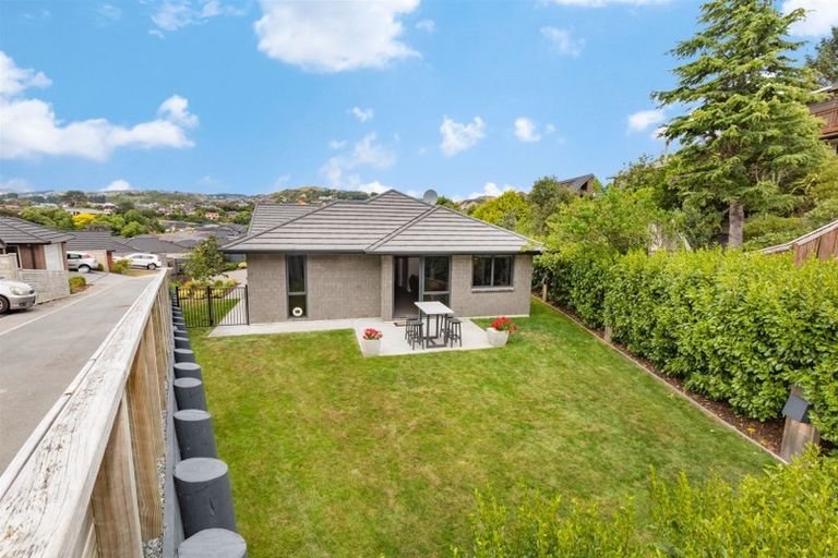Photo of property in 31 Mooring Close, Whitby, Porirua, 5024