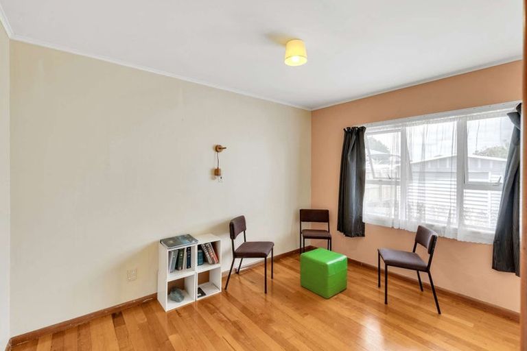 Photo of property in 76 King Street, Waiuku, 2123