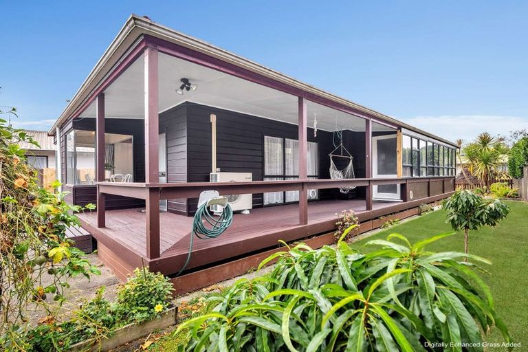 Photo of property in 37b Aquarius Drive, Kawaha Point, Rotorua, 3010