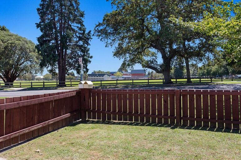 Photo of property in 2/9 Goulstone Road, Whakatane, 3120