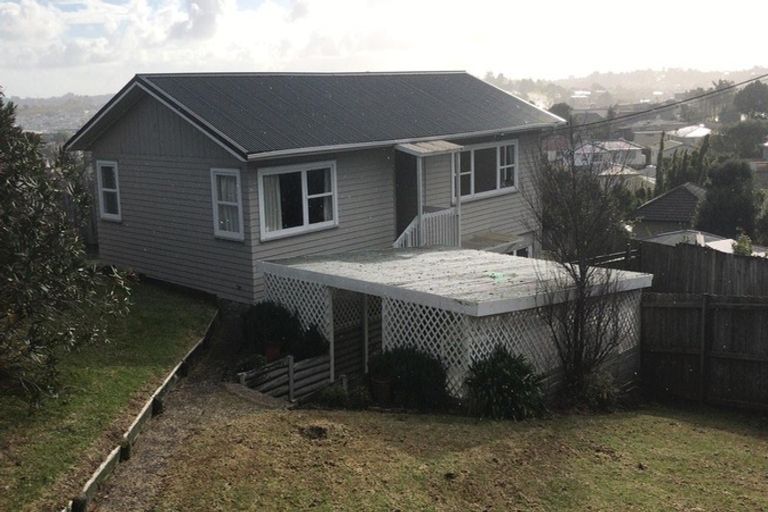 Photo of property in 610 East Coast Road, Pinehill, Auckland, 0630