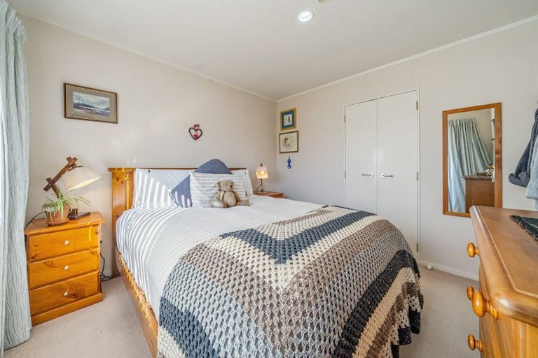 Photo of property in Kowhai Court, 33/17 John Street, Trentham, Upper Hutt, 5018