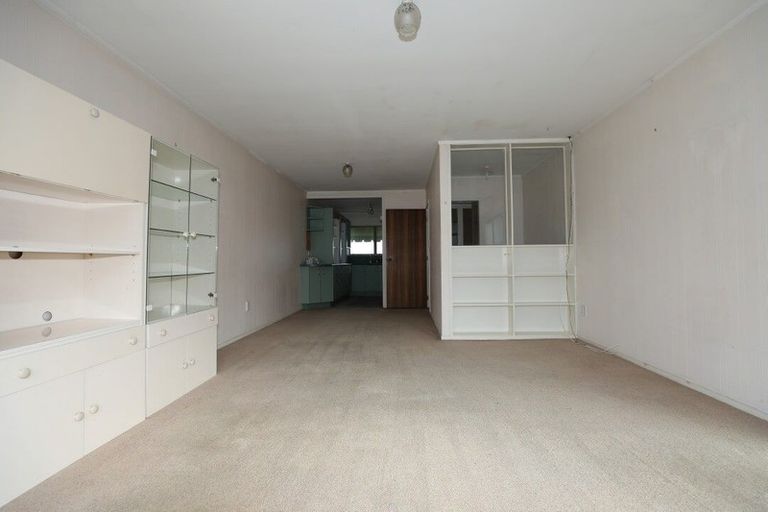 Photo of property in 2/1 Chevis Place, Pakuranga, Auckland, 2010