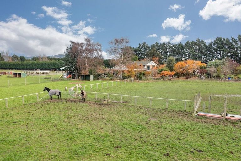 Photo of property in 22 Dukes Road North, Mosgiel, 9092