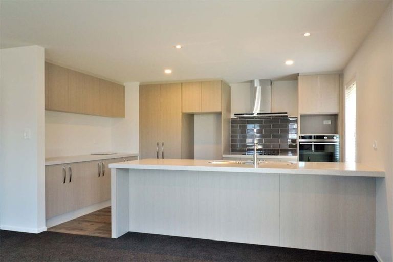 Photo of property in 24 Billington Drive, Halswell, Christchurch, 8025