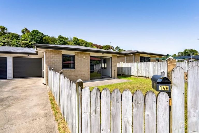 Photo of property in 14a Frederick Place, Whalers Gate, New Plymouth, 4310