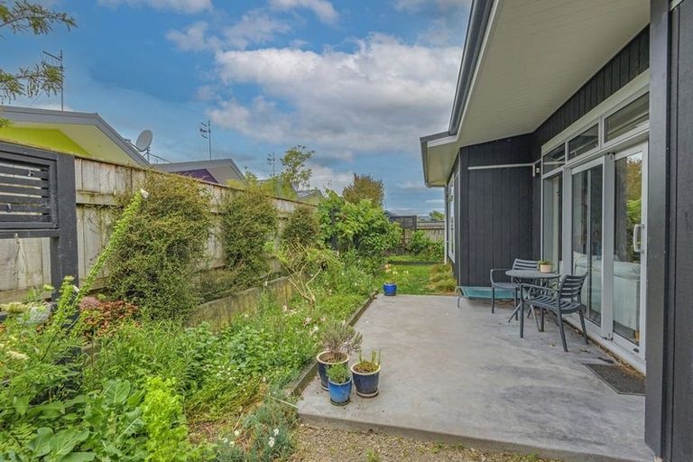 Photo of property in 123 Heretaunga Street, Palmerston North, 4414