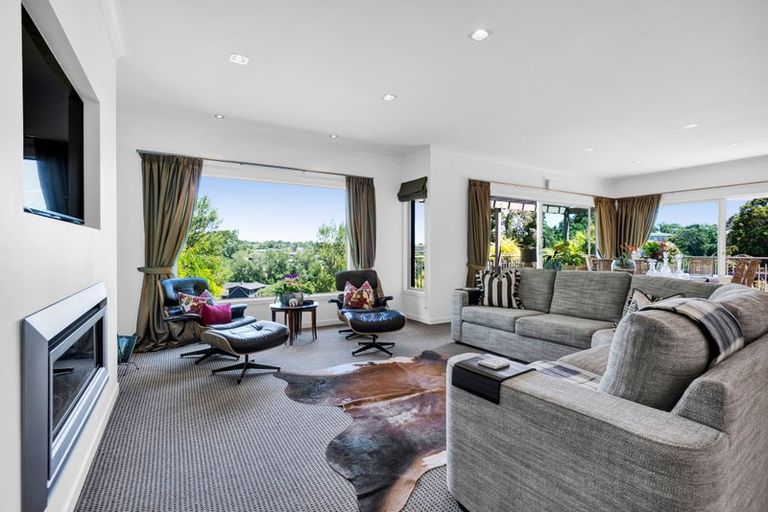 Photo of property in 117 Poplar Grove, Whalers Gate, New Plymouth, 4310