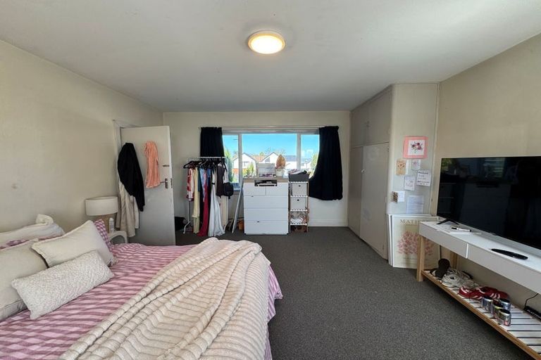 Photo of property in 196 Fendalton Road, Fendalton, Christchurch, 8052