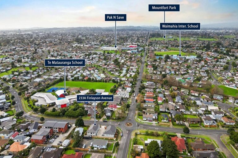 Photo of property in 233a Finlayson Avenue, Clendon Park, Auckland, 2103