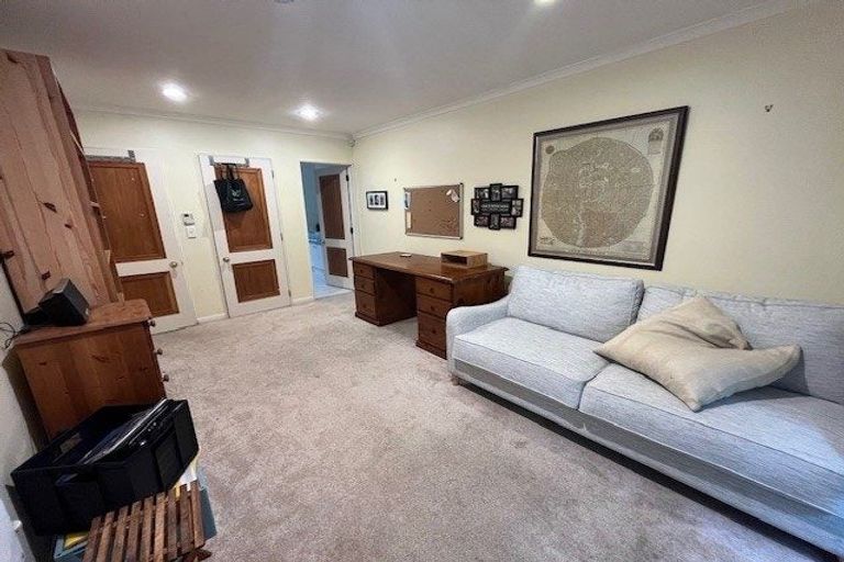 Photo of property in 2/7 Bretton Lane, Howick, Auckland, 2014