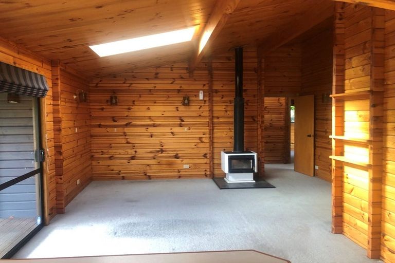 Photo of property in 7 Traffic Road, Greenhithe, Auckland, 0632